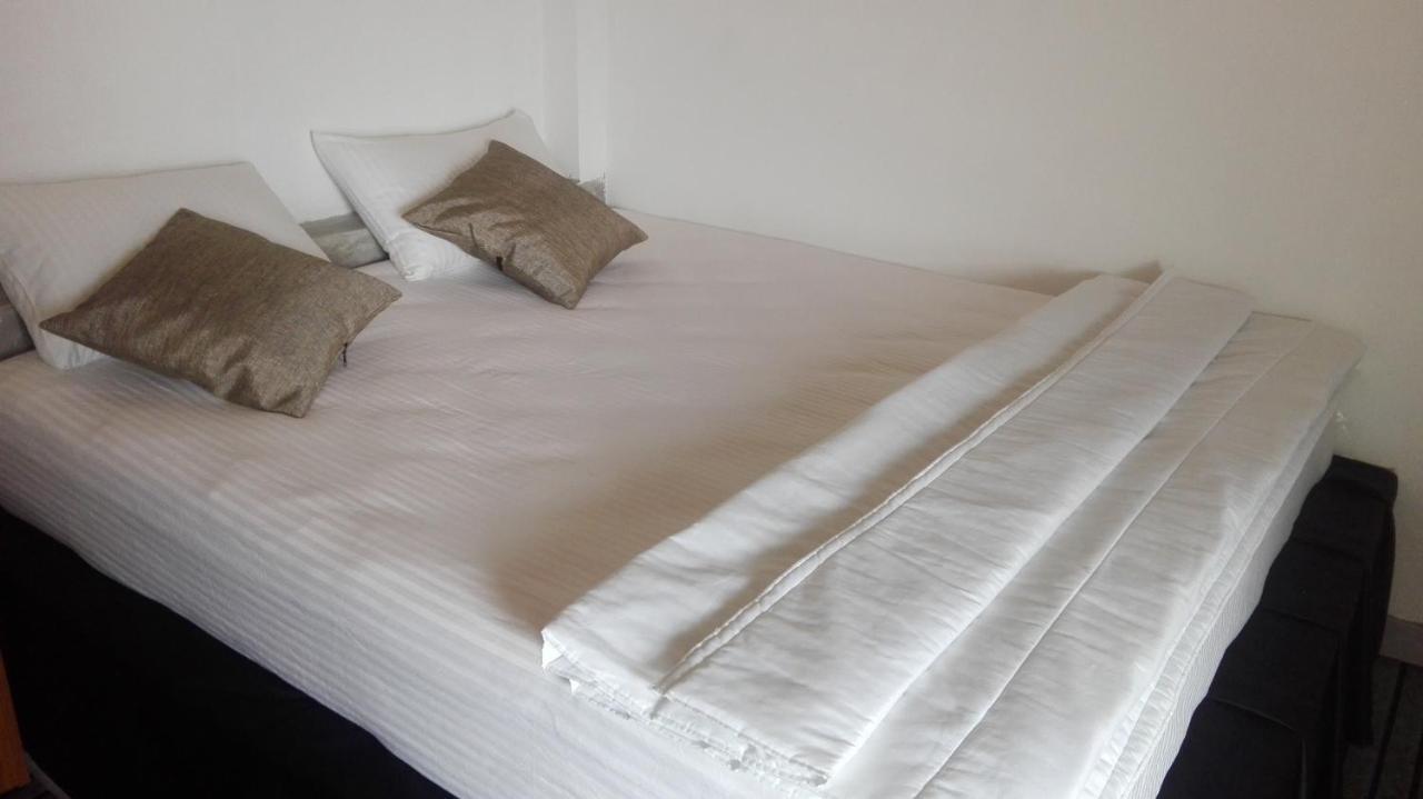 Mango Roots Apartment Гампа Екстериор снимка
